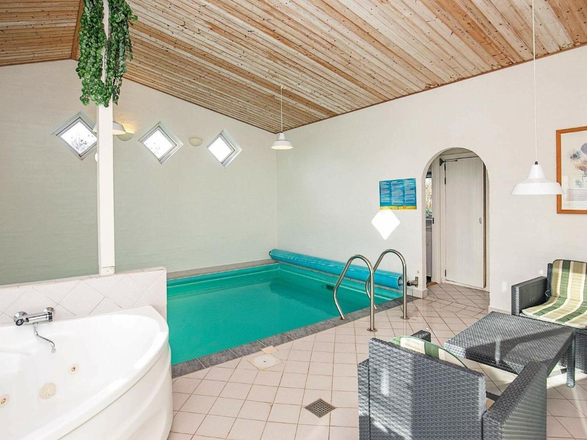 Holiday Home Helmklit II Fjand Gårde Zimmer foto